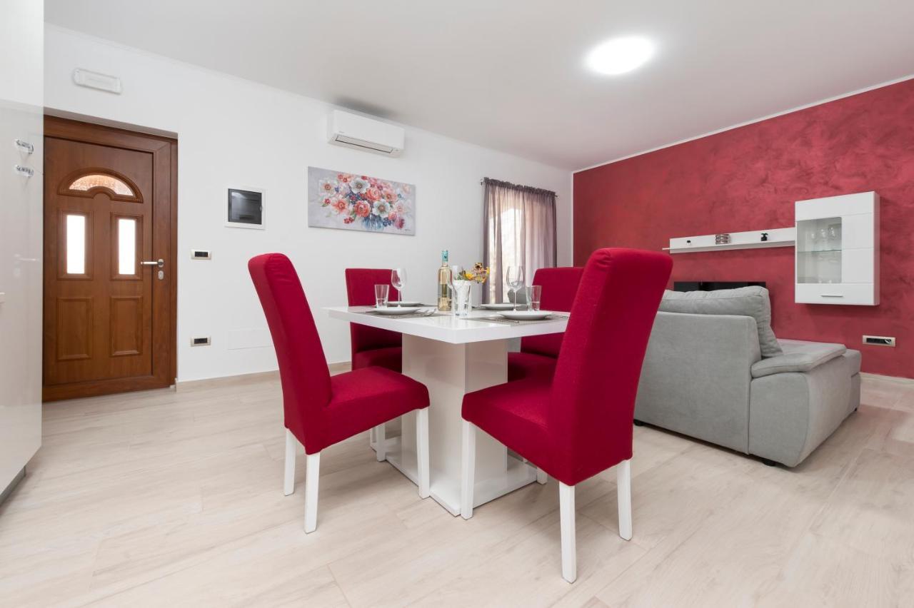 Comfort Apartments Karla Rovinj Buitenkant foto